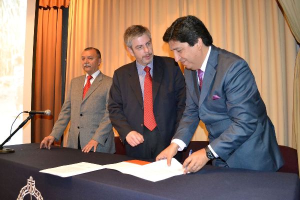 Iquiqueños asistieron a Foro sobre responsabilidad televisiva