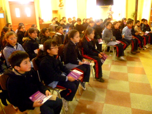 Campaña “Niños y Televisión: La Tv que quiero ver” en Escuela San Cristóbal