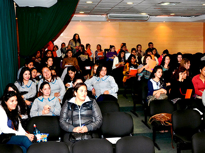 Novasur realiza capacitación de Educación en Medios en sede de la U. Santo Tomás de Iquique