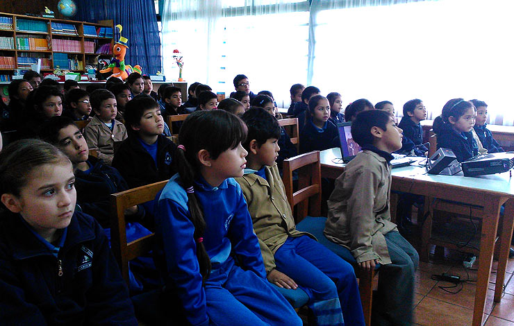 Novasur celebró el Día del Libro en Puerto Montt