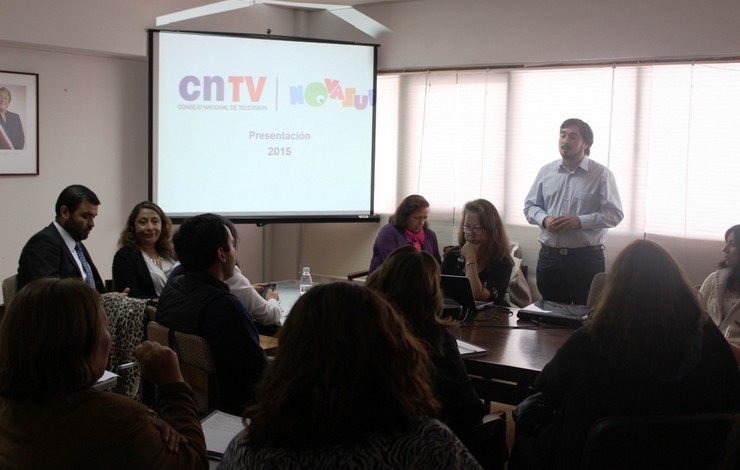 Novasur entrega material audiovisual a Residencias de Sename Coquimbo