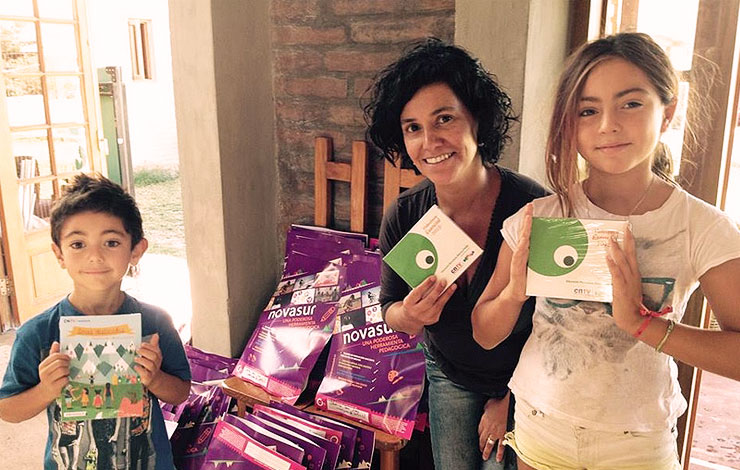 Albergues de Atacama reciben material audiovisual Novasur para niñas y niños