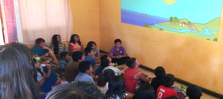 Niños de campamentos de verano Junaeb aprenden con los videos educativos de la programación Novasur del CNTV