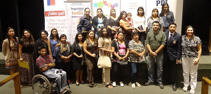 Mujeres de Alto Hospicio participan en actividad sobre igualdad de género