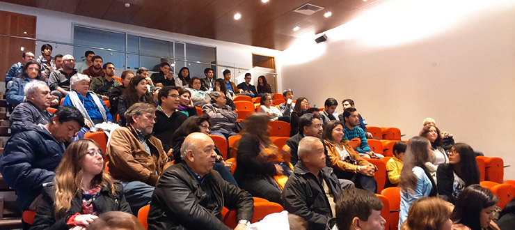 Antofagastinos celebran el estreno de la serie “Antofagasta Mira al Mar”